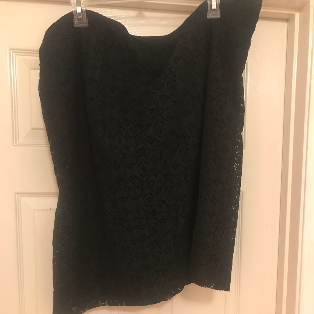 NWT Black Lace Print Pencil Skirt